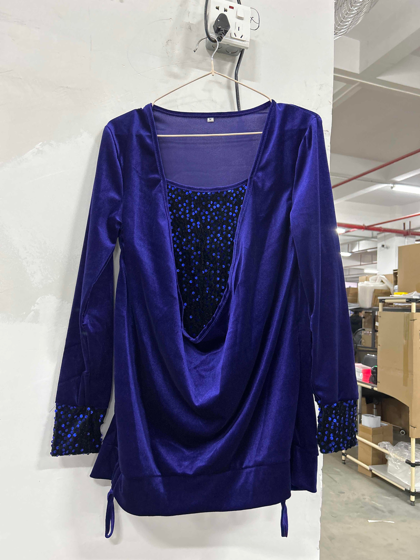 Sequin Loose Smocked Fake Two-Piece Top