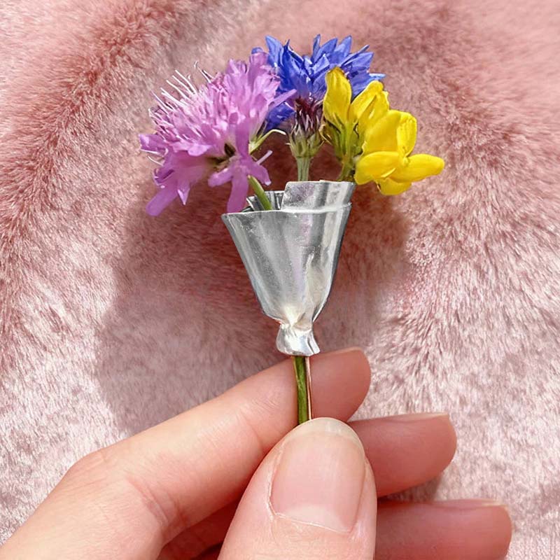 ✨Buy 1 Get 1 Free🌷Wearable Flower Brooch Pin