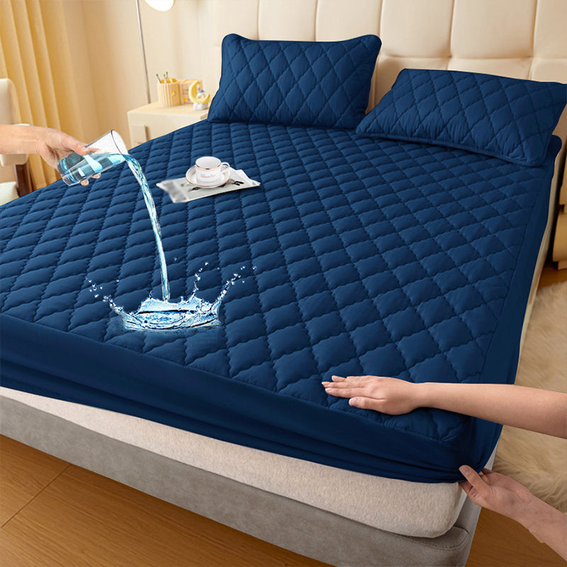 🌤️🛏️Waterproof Quilted Mattress Cover & Pillowcases Set