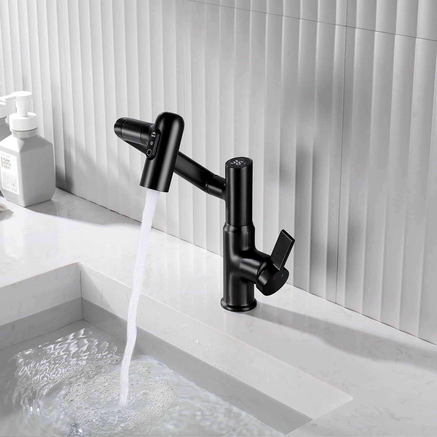 Single-Hole Rotatable Faucet with Temperature Display